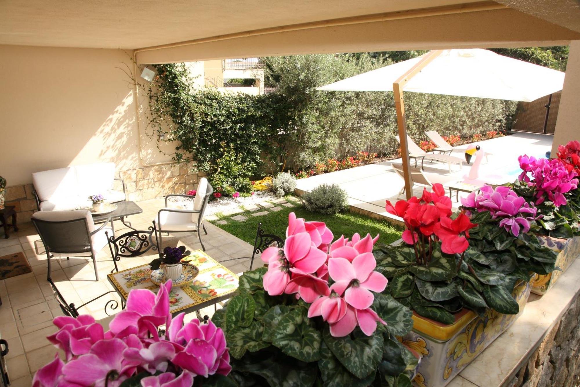 Domus Aurige Bed & Breakfast Messina Exterior photo